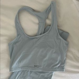 Set Active Body Bra and Biker Shorts in Summer in a S!